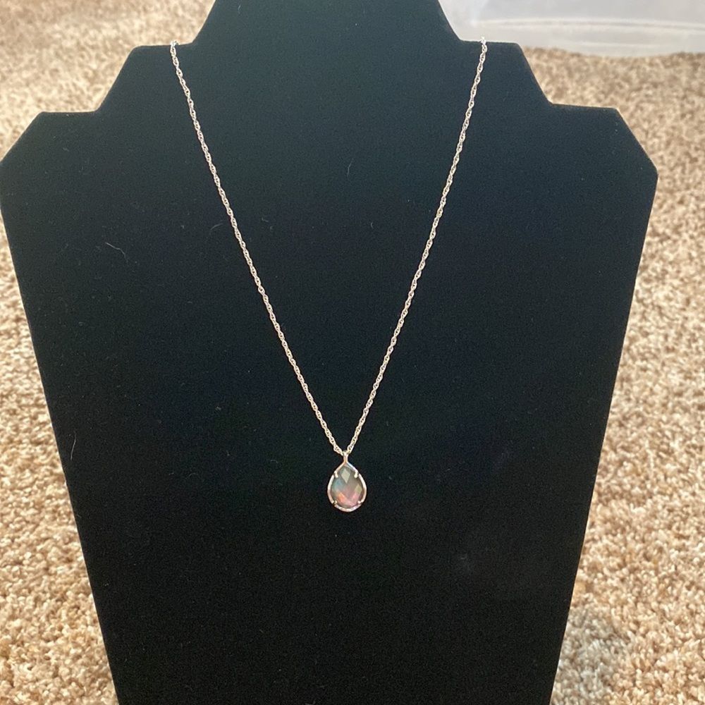 Kendra Scott Kiri Necklace - Picture 2 of 4
